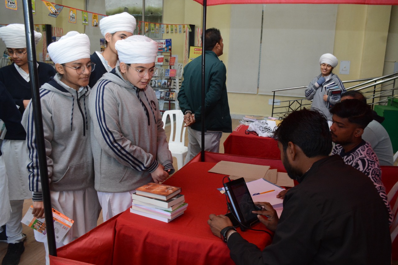 3-DAY SCHOLASTIC BOOK FAIR INAUGURATED AT BARU SAHIB
