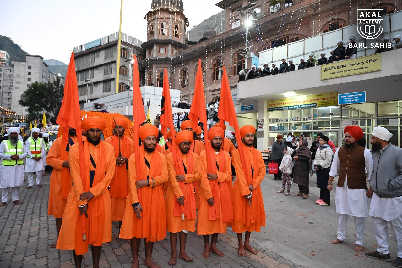 350th Shaheedi Shatabdi of Shri Guru Tegh Bahadur Sahib, Nagar Kirtan from Gurdwara Shri Baru Sahib to Gurdwara Shri Sis Ganj Sahib, Anand pur Sahib Gallery Image