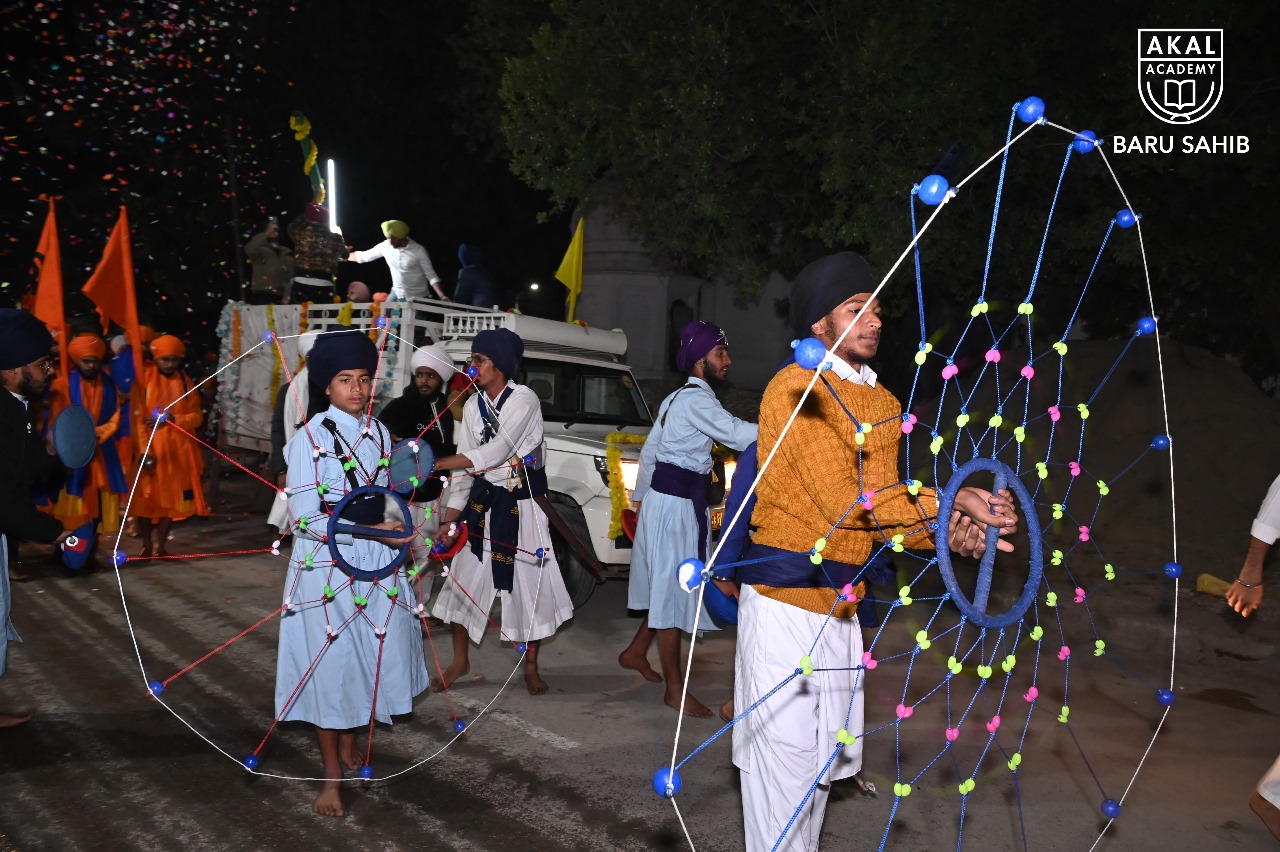 350th Shaheedi Shatabdi of Shri Guru Tegh Bahadur Sahib, Nagar Kirtan from Gurdwara Shri Baru Sahib to Gurdwara Shri Sis Ganj Sahib, Anand pur Sahib Gallery Image