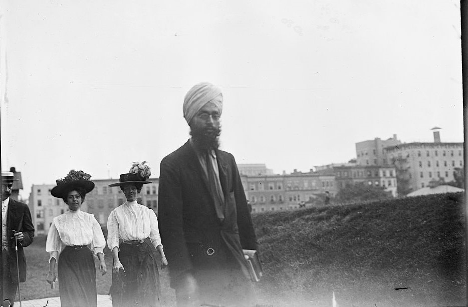 A humble tribute to the life & legacy of Sant Teja Singh Ji Maharaj. Gallery Image