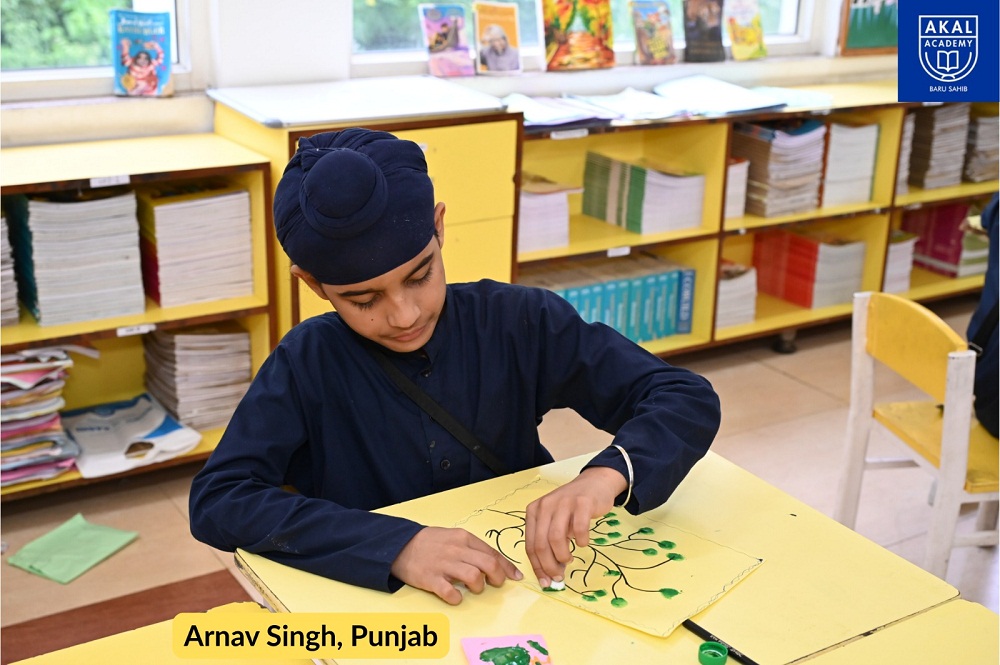 Vegetable & Cotton Painting Competition. Gallery Image