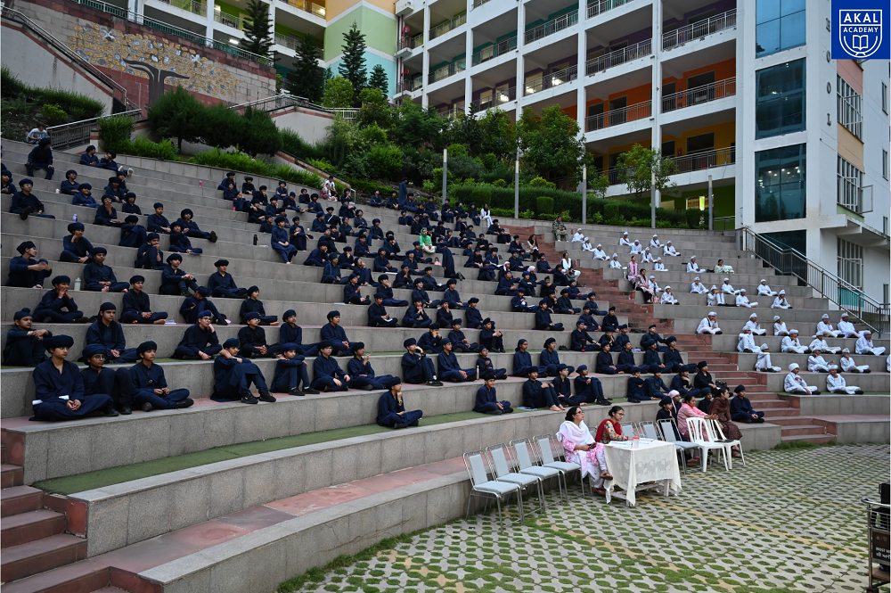 Discovery Science Quiz at Akal Academy, Baru Sahib Gallery Image