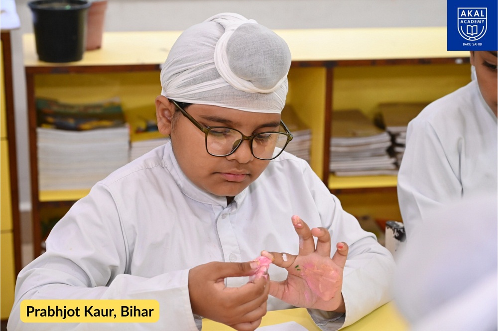 Vegetable & Cotton Painting Competition. Gallery Image