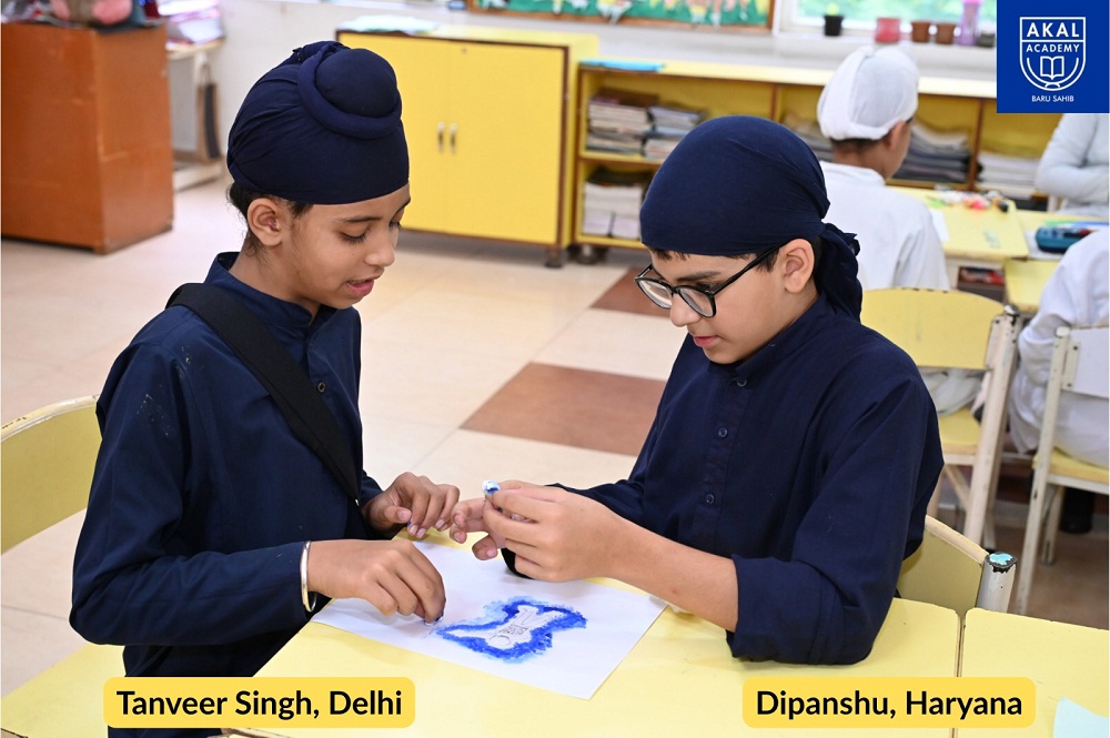 Vegetable & Cotton Painting Competition. Gallery Image