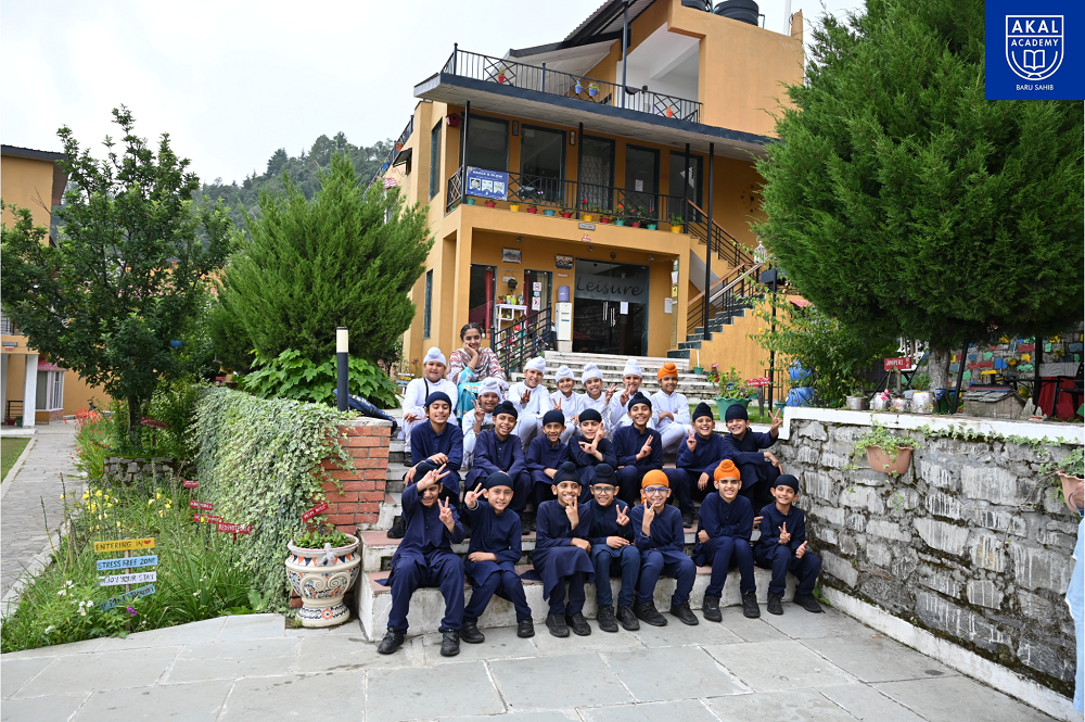 Learning Beyond the Classroom Gallery Image