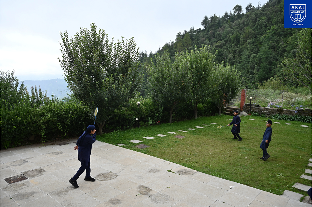 Learning Beyond the Classroom Gallery Image